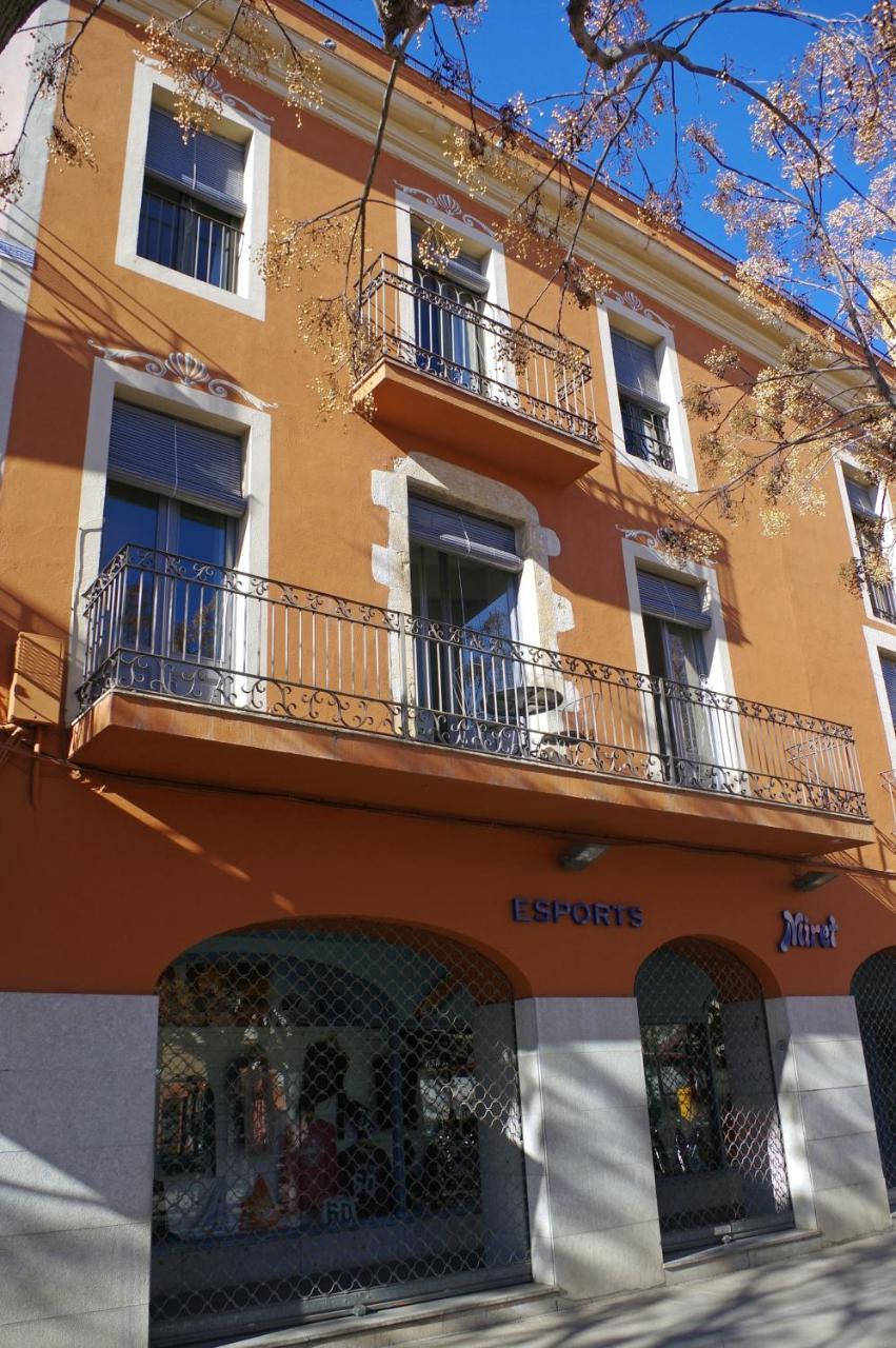 Апартаменты Apartament En Placa Nova , Палафружель Экстерьер фото